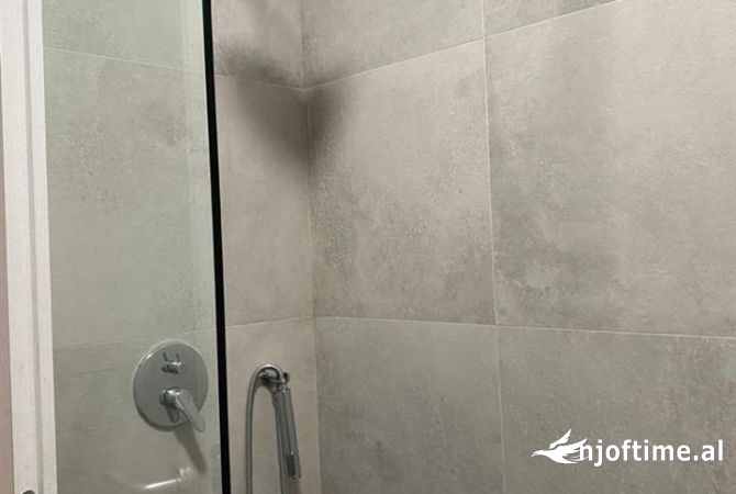 Shtepi me qera 1+1 ne Tirane - 300 Euro