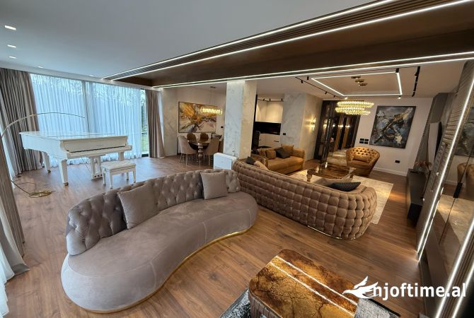 Casa in affitto 3+1 a Tirana - 3,500 Euro