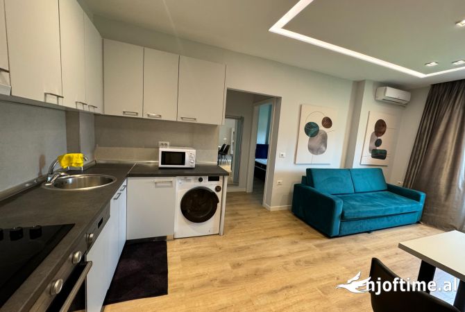 Shtepi me qera Apartament ne Tirane, 2+1, Mobilimi E mobiluar, Pagesa 700  Euro.