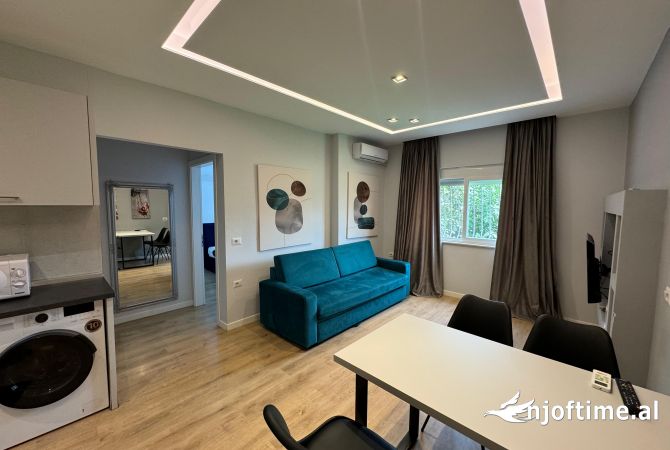 Shtepi me qera 2+1 ne Tirane - 700 Euro