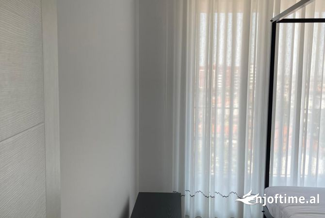 Shtepi me qera Apartament ne Tirane, 1+1, Mobilimi E mobiluar, Pagesa 50,000  Leke.