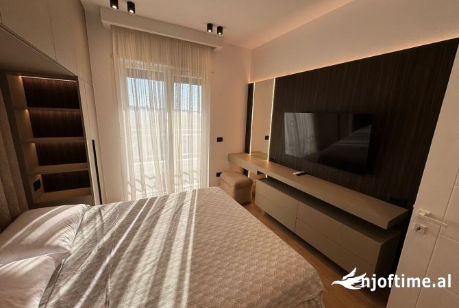 Shtepi me qera Apartament ne Tirane, 1+1, Mobilimi E mobiluar, Pagesa 800  Euro.