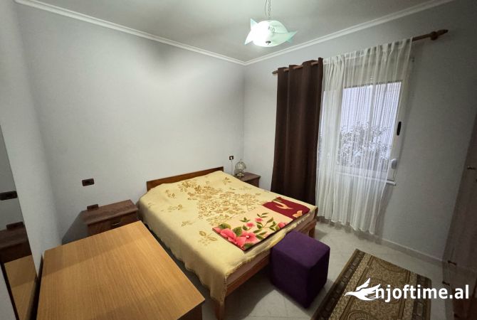 Shtepi me qera Shtepi Private ne Tirane, 2+1, Mobilimi E mobiluar, Pagesa 600  Euro.