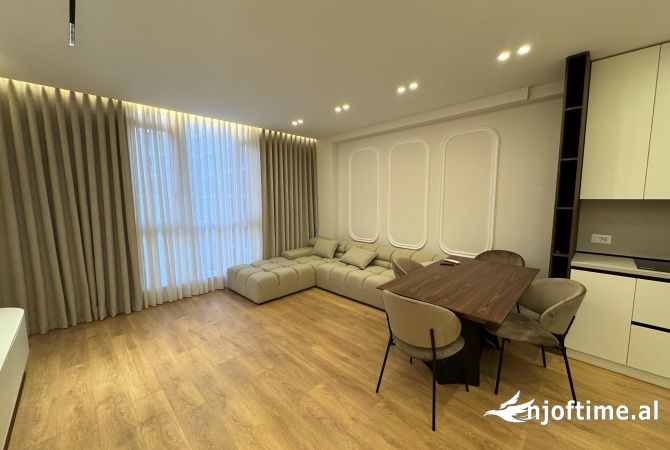 Shtepi me qera Apartament ne Tirane, 1+1, Mobilimi E mobiluar, Pagesa 700  Euro.