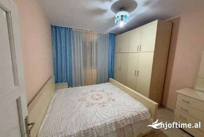 Shtepi me qera 2+1 ne Tirane - 450 Euro