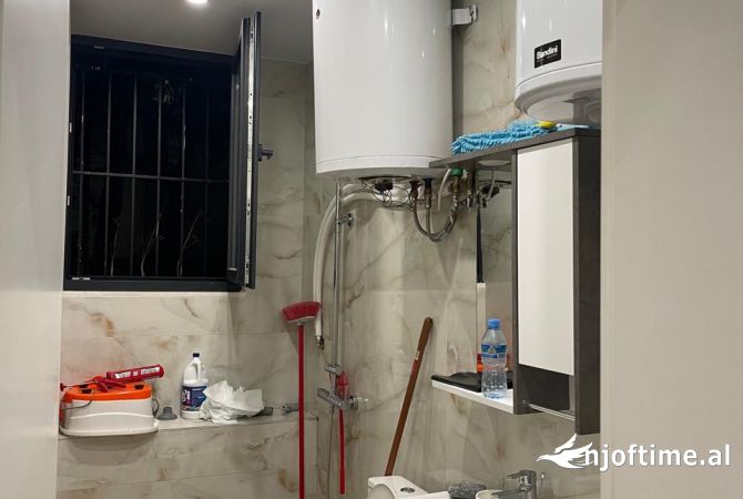 Ambient biznesi me qera 1+1 ne Tirane - 500 Euro