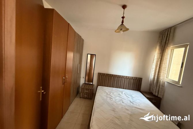 Shtepi me qera 1+1 ne Tirane - 39,000 Leke