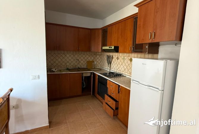 Shtepi me qera Apartament ne Tirane, 1+1, Mobilimi E mobiluar, Pagesa 39,000  Leke.