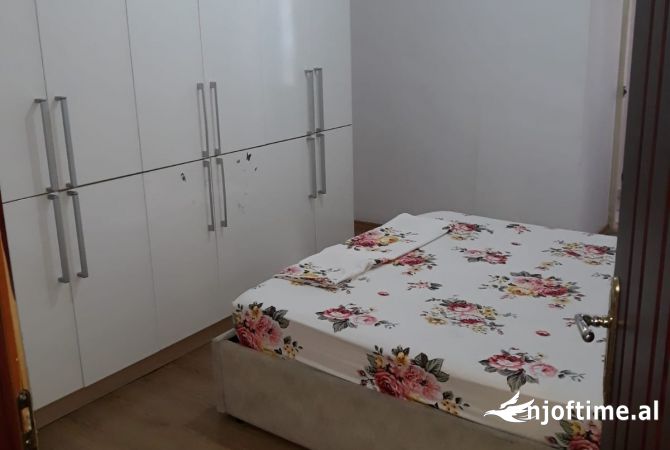 Shtepi me qera 2+1 ne Tirane - 500 Euro