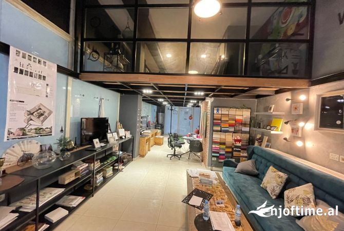 Qera Ambient per Zyre 📍Rruga Frosina Plaku  💶Cmimi:550 Euro