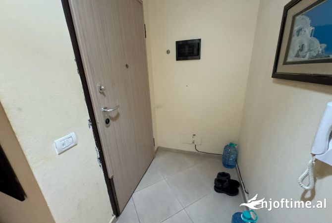 Shtepi ne shitje Apartament ne Tirane, 1+1, Mobilimi E mobiluar, Pagesa 90,000  Euro.