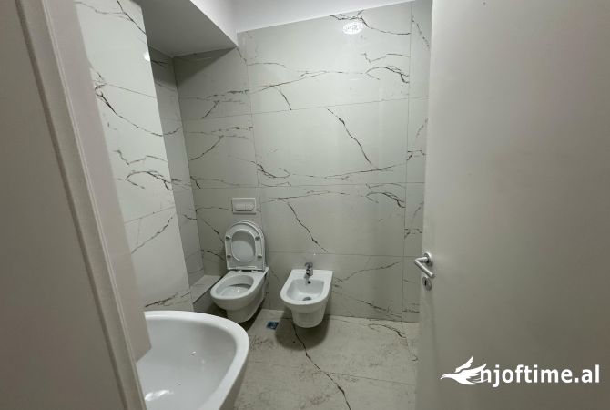 Qera Ambient per Zyre📍Qender 💶Cmimi:1000 Euro