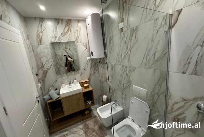 Apartment for sale in Tirana 2+1, Furnished