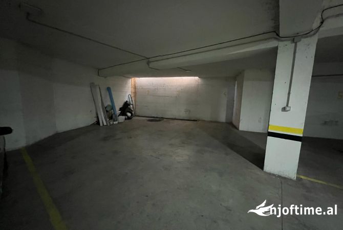Ambient biznesi ne shitje 4+1 ne Tirane - 23,000 Euro
