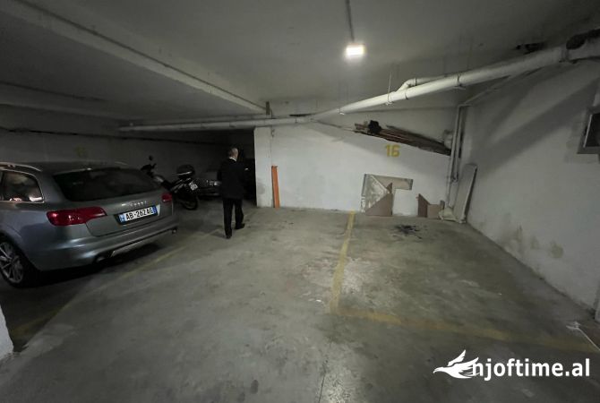 Ambjent biznesi ne shitje 4+1 ne Tirane - 23,000 Euro