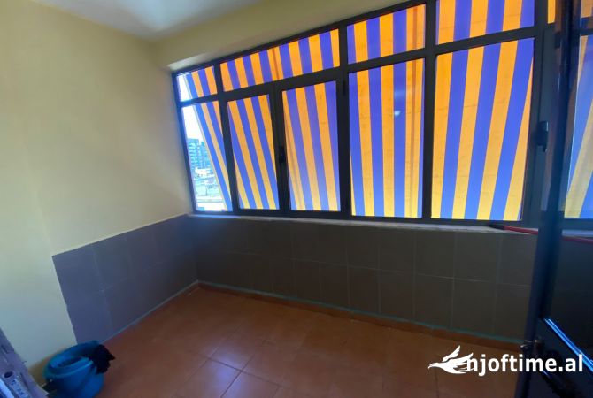 Shtepi me qera Apartament ne Tirane, 1+1, Mobilimi E mobiluar, Pagesa 500  Euro.