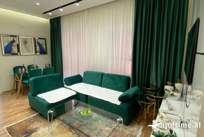 Shtepi me qera Apartament ne Tirane, 2+1, Mobilimi E mobiluar, Pagesa 500  Euro.