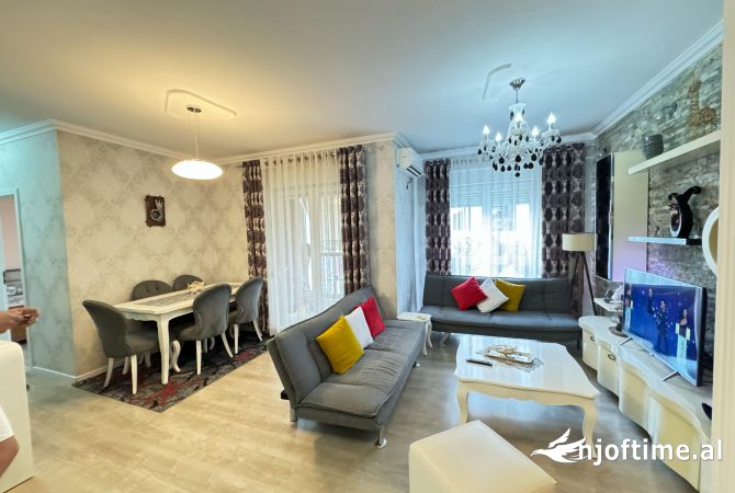 Shtepi ne shitje 2+1 ne Tirane - 210,000 Euro