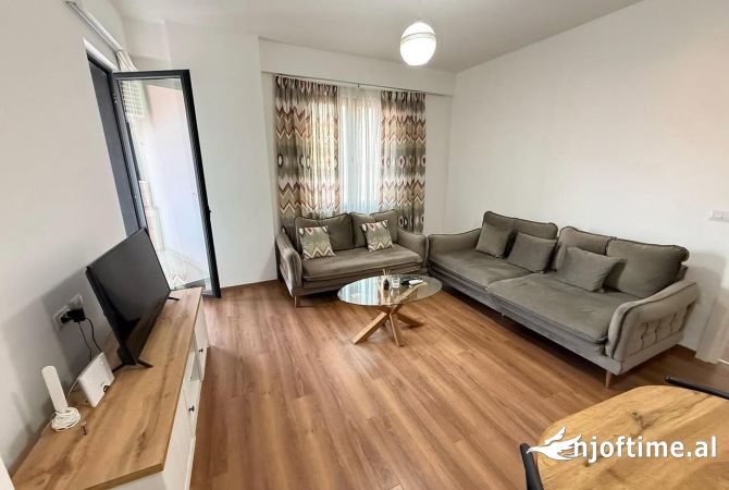 Shtepi me qera 1+1 ne Tirane - 550 Euro