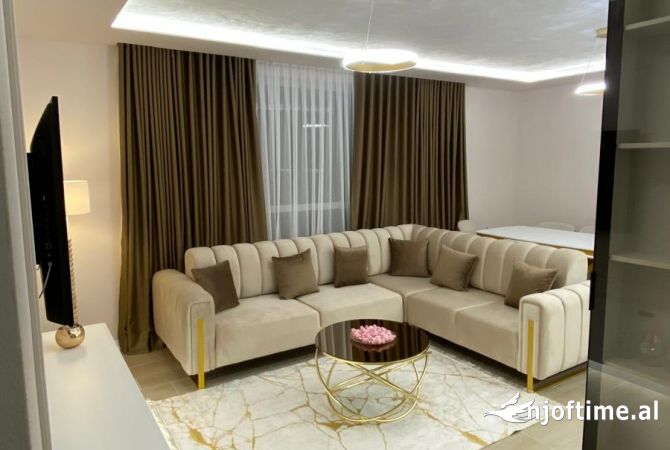 Shtepi me qera 2+1 ne Tirane - 580 Euro