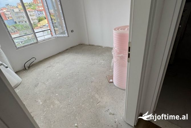 Shtepi ne shitje 1+1 ne Tirane - 75,000 Euro