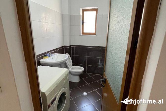 Shtepi ne shitje 1+1 ne Tirane - 95,000 Euro