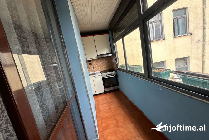 Shtepi me qera 2+1 ne Tirane - 500 Euro