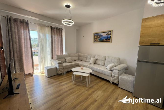 Shtepi ne shitje Apartament ne Tirane, 1+1, Mobilimi E mobiluar, Pagesa 95,000  Euro.
