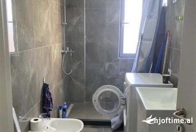 Shtepi me qera 1+1 ne Tirane - 520 Euro