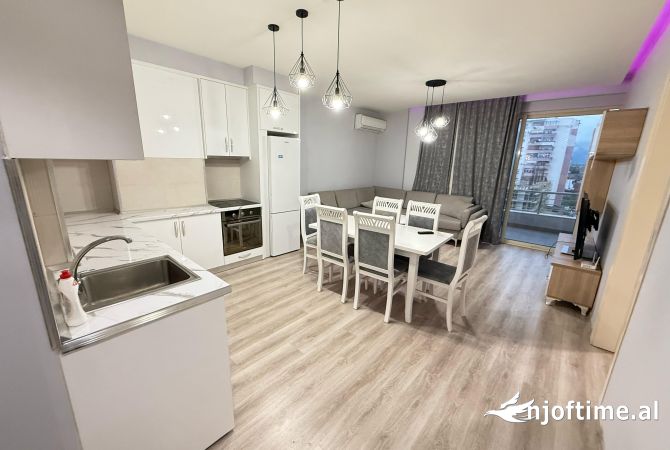 Shtepi ne shitje Apartament ne Tirane, 1+1, Mobilimi E mobiluar, Pagesa 145,000  Euro.