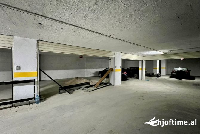 Ambient biznesi ne shitje 4+1 ne Tirane - 210,000 Euro