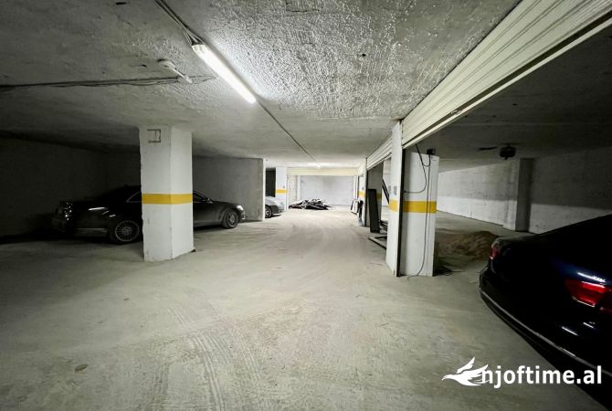  Shiten Poste Parkimi 📍 Perballe Kompleksit Delijorgji 💶 Cmimi Total 210.000 Euro