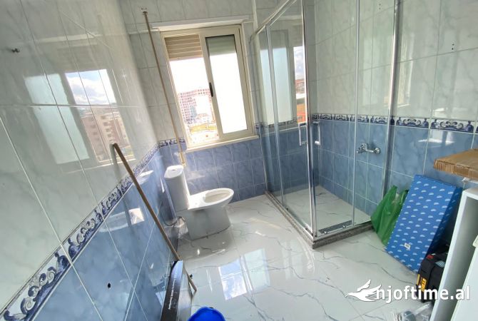 Shtepi me qera Apartament ne Tirane, 2+1, Mobilimi E mobiluar, Pagesa 800  Euro.