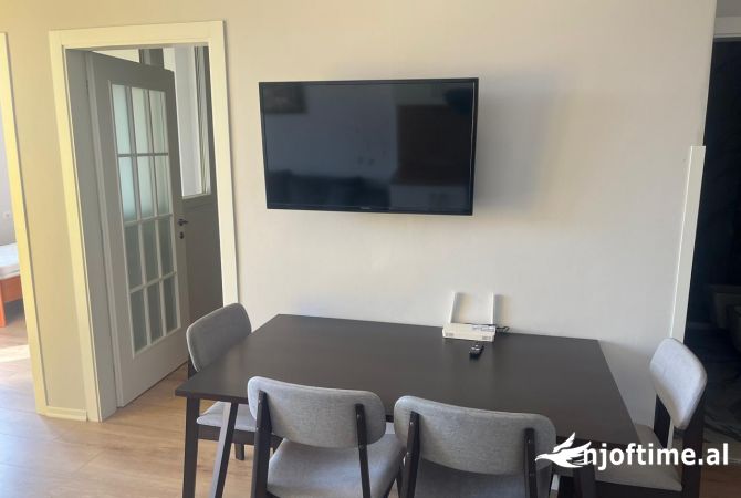Shtepi me qera 2+1 ne Tirane - 50,000 Leke