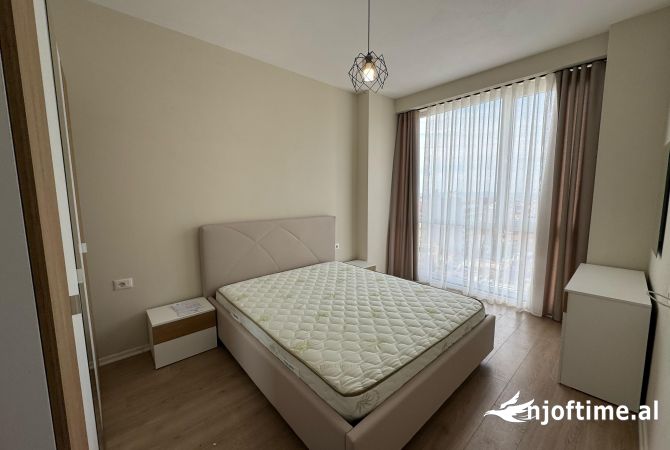 Shtepi me qera Garsoniere ne Tirane - 500 Euro
