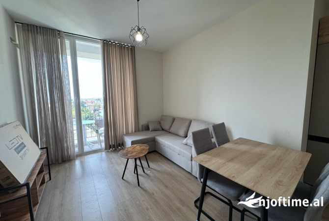 Shtepi me qera Apartament ne Tirane, Garsoniere, Mobilimi E mobiluar, Pagesa 500  Euro.
