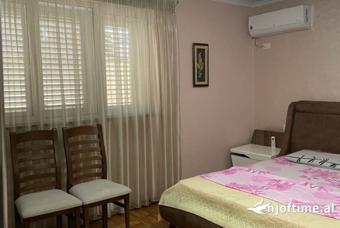 Shtepi me qera 2+1 ne Tirane - 500 Euro