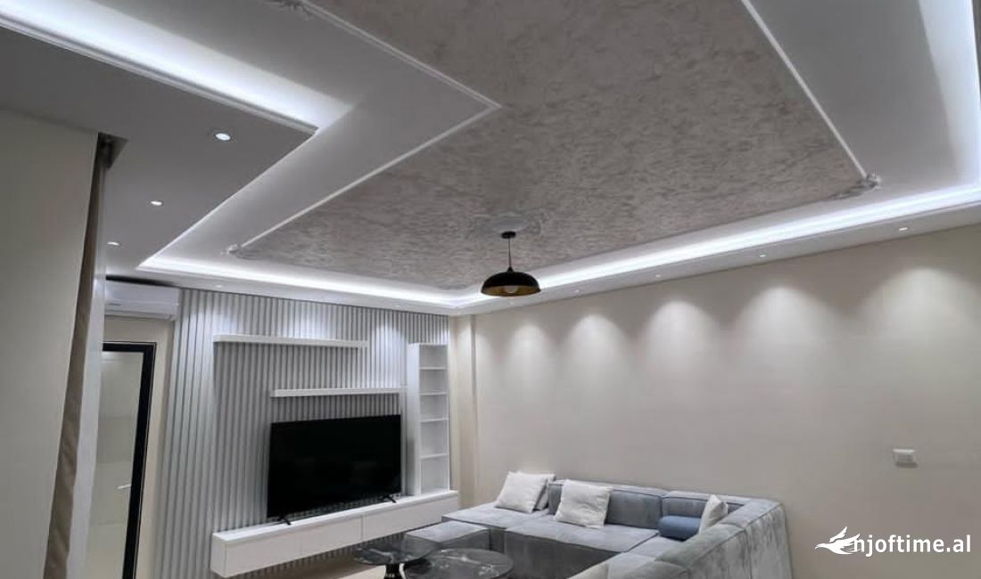 Shtepi me qera Apartament ne Tirane, 2+1, Mobilimi E mobiluar, Pagesa 700  Euro.