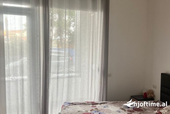 Shtepi ne shitje Apartament ne Tirane, 1+1, Mobilimi E mobiluar, Pagesa 148,000  Euro.