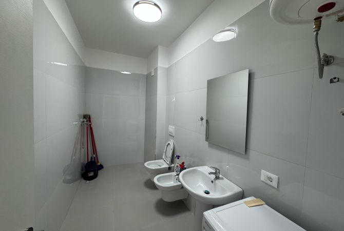 Shtepi me qera Apartament ne Tirane, 1+1, Mobilimi E mobiluar, Pagesa 300  Euro.