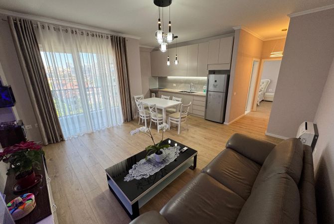 Shtepi me qera Apartament ne Tirane, 1+1, Mobilimi E mobiluar, Pagesa 600  Euro.