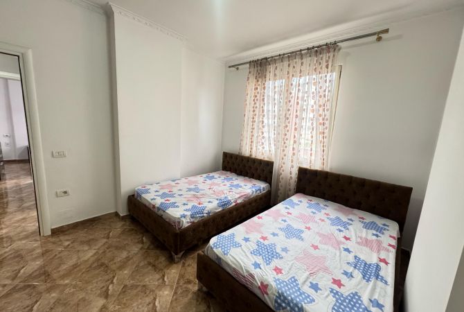 Shtepi me qera Apartament ne Tirane, 2+1, Mobilimi E mobiluar, Pagesa 500  Euro.