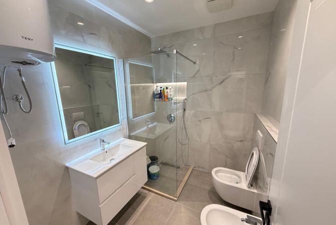 Shtepi me qera 1+1 ne Tirane - 650 Euro