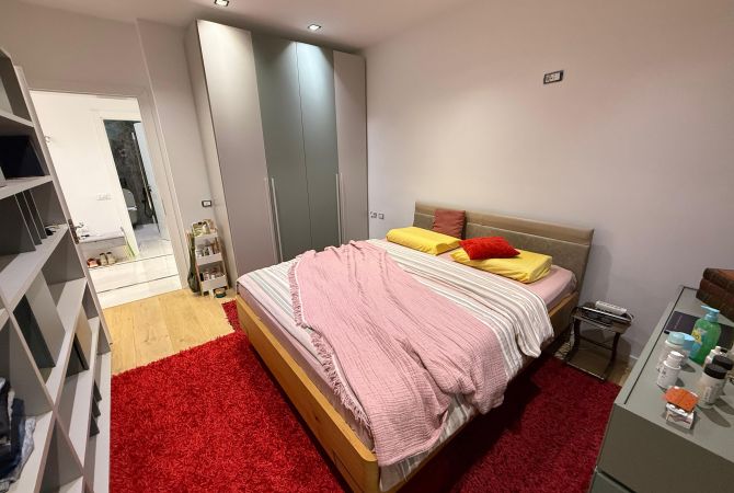 Shtepi me qera Apartament ne Tirane, 2+1, Mobilimi E mobiluar, Pagesa 1,000  Euro.