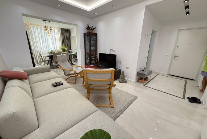 Shtepi me qera Apartament ne Tirane, 2+1, Mobilimi E mobiluar, Pagesa 1,000  Euro.