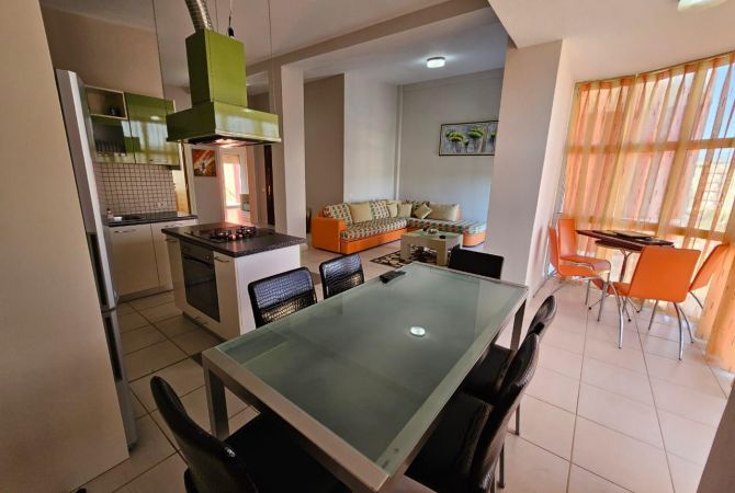 Shtepi ne shitje Apartament ne Durres, 2+1, Mobilimi E mobiluar, Pagesa 115,000  Euro.