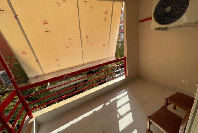 Shtepi me qera 2+1 ne Tirane - 1,200 Euro