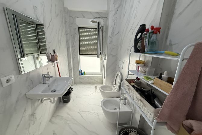 Shtepi me qera Apartament ne Tirane, 1+1, Mobilimi E mobiluar, Pagesa 350  Euro.