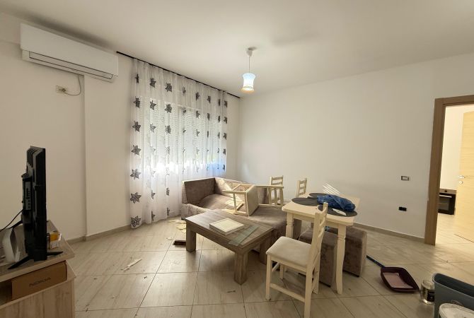 Shtepi me qera 2+1 ne Tirane - 500 Euro