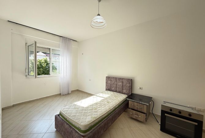 Shtepi me qera Apartament ne Tirane, 2+1, Mobilimi E mobiluar, Pagesa 500  Euro.